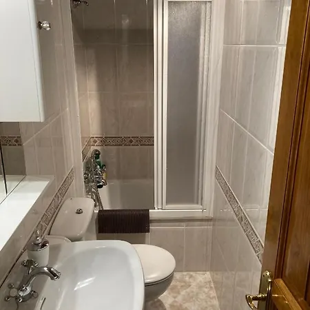 Rurales La Bolerina, Niembro Daire *